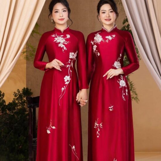 Bộ đôi áo dài bà sui lụa đỏ đô thêu hoa trắng tinh tế | Mã SP: BS-010