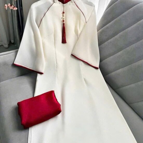 Áo Dài Bưng Quả Màu Trắng Phối Đỏ Đô Cổ Cao Thanh Lịch – Áo Dài Bê Tráp Cao Cấp | Mã SP: BQ-001