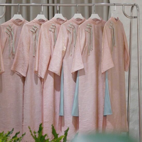 Áo Dài Bưng Quả Nữ Màu Hồng Phấn Phối Dây Trang Trí Thanh Lịch | Mã SP: BQ-007